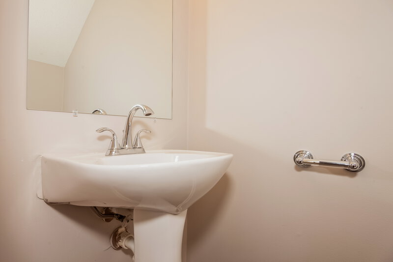 1,690/Mo, 6520 Rockwell Blvd Charlotte, NC 28269 Powder Room View