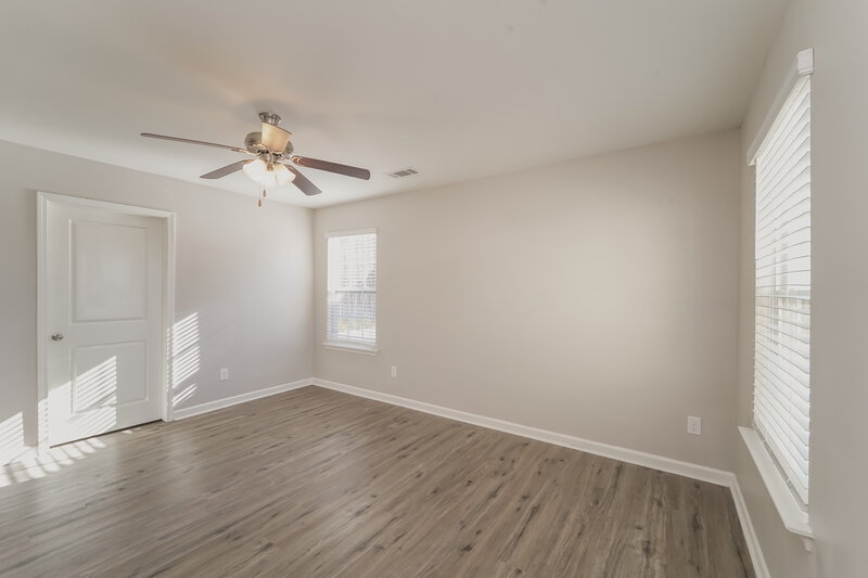 2,020/Mo, 6904 Broad Valley Ct Charlotte, NC 28216 Main Bedroom View 2