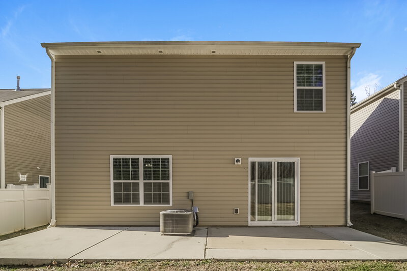 2,020/Mo, 6904 Broad Valley Ct Charlotte, NC 28216 Rear View