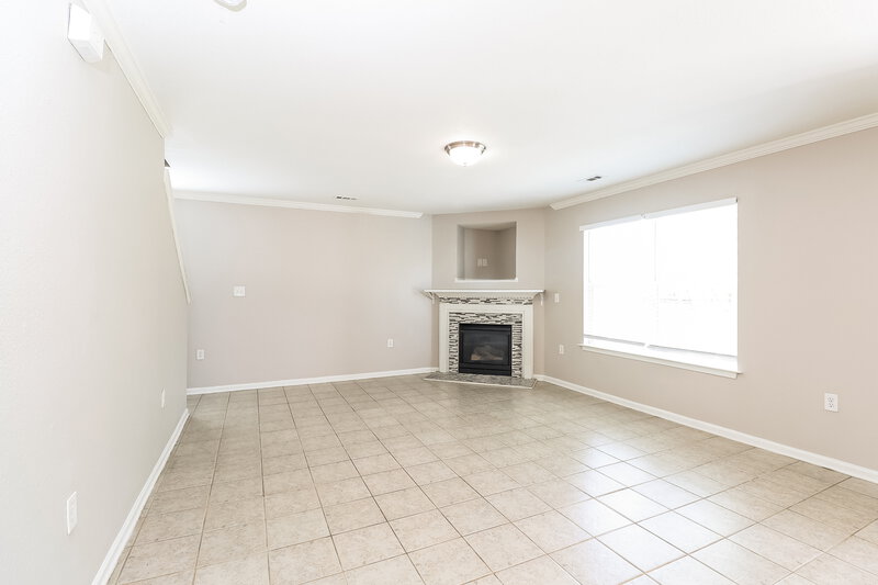 2,220/Mo, 4521 Oakburn Drive Charlotte, NC 28269 Living Room View