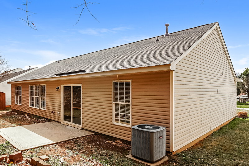 1,890/Mo, 2082 Chapel Creek Rd Concord, NC 28025 Rear View