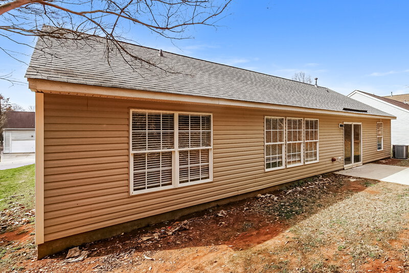 1,890/Mo, 2082 Chapel Creek Rd Concord, NC 28025 Rear View 2