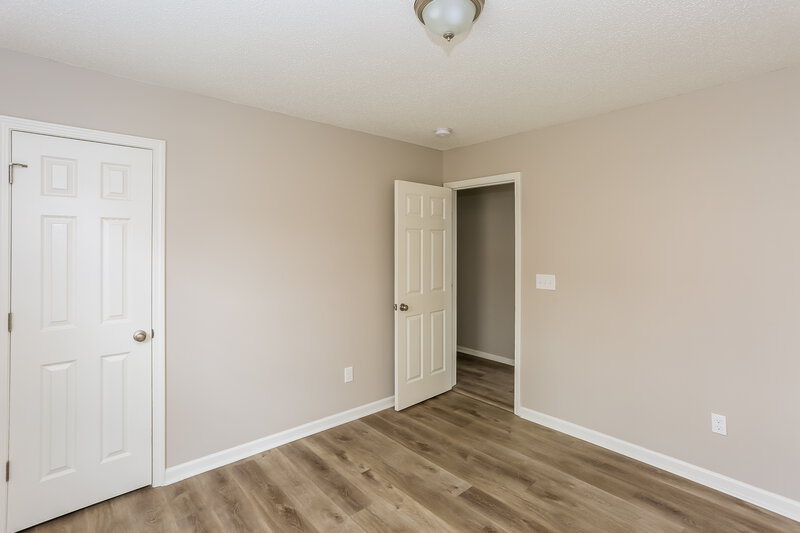 3,710/Mo, 5719 Falls Ridge Ln Charlotte, NC 28269 Bedroom View 2