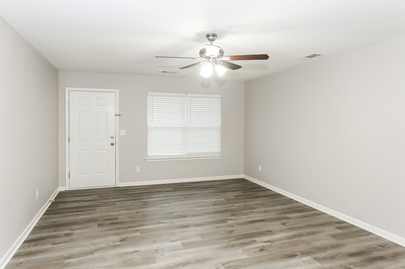 1,830/Mo, 3031 Crabapple Ln Dallas, NC 28034 Living Room View