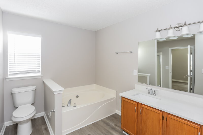 1,935/Mo, 5227 Moonlight Trail SW Concord, NC 28025 Main Bathroom View
