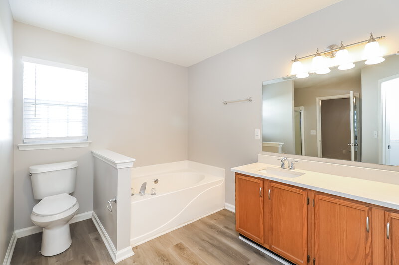 1,820/Mo, 5227 Moonlight Trail SW Concord, NC 28025 Main Bathroom View