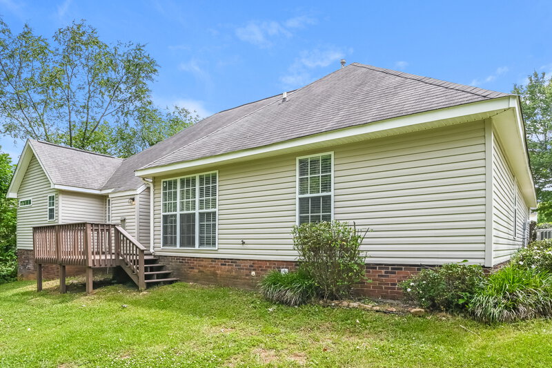 2,180/Mo, 3522 Mayspring Pl Charlotte, NC 28269 Rear View