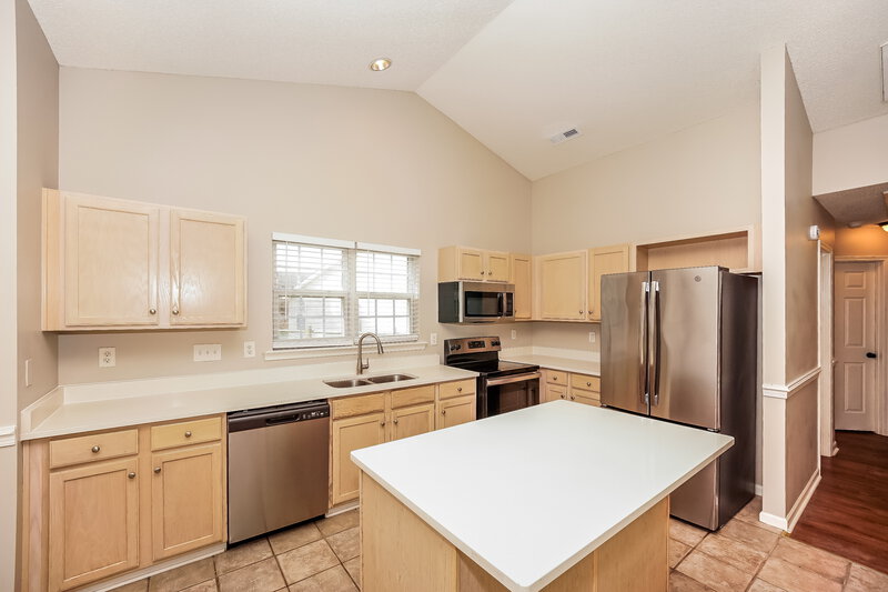 1,925/Mo, 1039 Sandy Point Dr SW Concord, NC 28025 Kitchen View