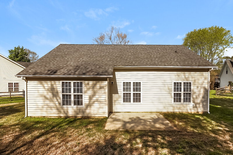 1,925/Mo, 1039 Sandy Point Dr SW Concord, NC 28025 Rear View