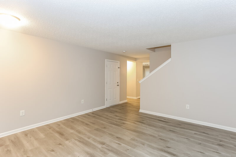 1,870/Mo, 13515 Glasgow Green Ln Charlotte, NC 28213 Living Room View 2