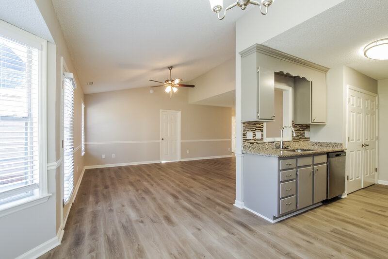 1,795/Mo, 3013 Faircroft Way Monroe, NC 28110 Living Room View 3