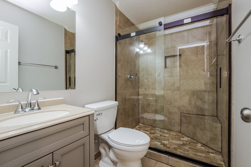 1,795/Mo, 3013 Faircroft Way Monroe, NC 28110 Bathroom View