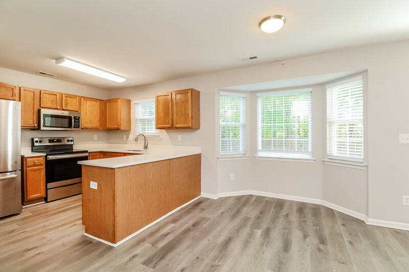 2,465/Mo, 9802 Steele Meadow Rd Charlotte, NC 28273 Breakfast Nook View