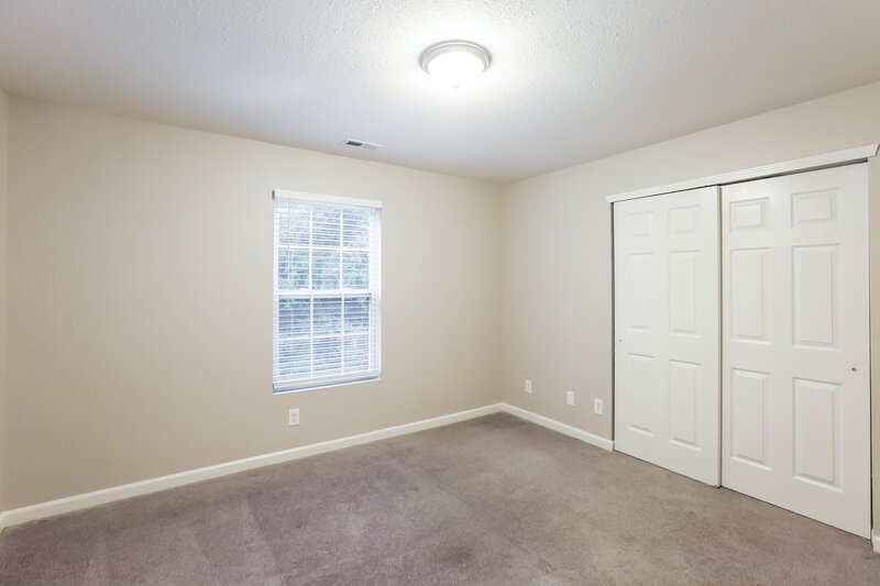 1,945/Mo, 7221 Fox Point Dr Charlotte, NC 28269 Bedroom View