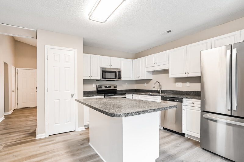 1,880/Mo, 941 Milkwood Ln Monroe, NC 28110 Kitchen View