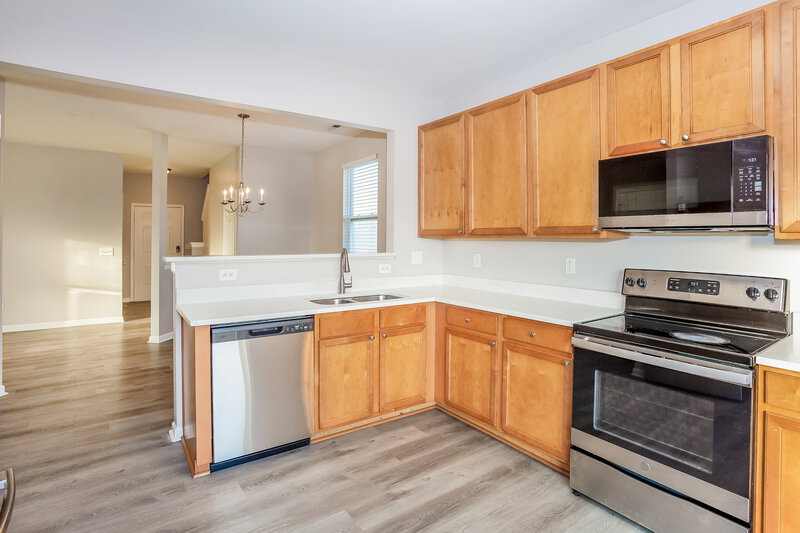 2,235/Mo, 9202 Cotton Gum Rd Charlotte, NC 28227 Kitchen View