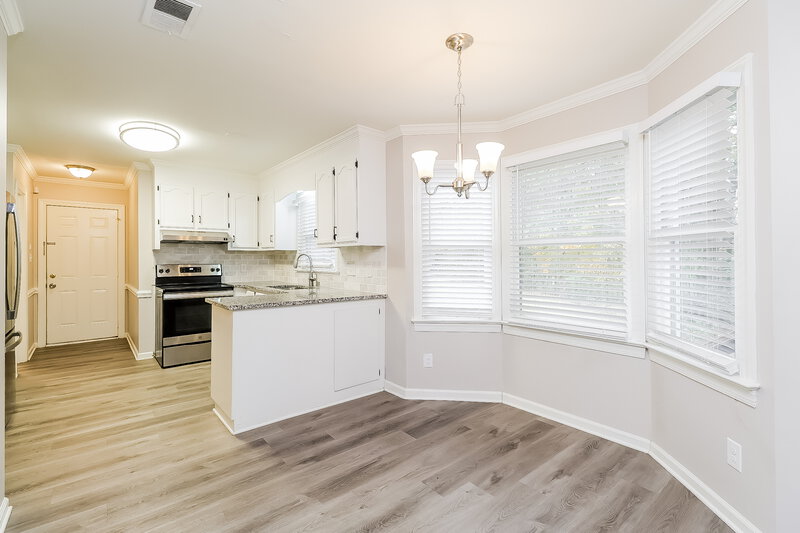 1,825/Mo, 2410 Wildburne Ct Charlotte, NC 28262 Breakfast Nook View