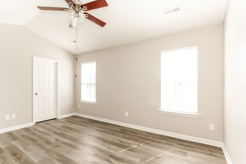 2,900/Mo, 6116 Red Clover Ln Charlotte, NC 28269 Main Bedroom View 2