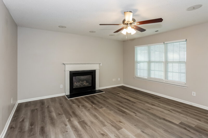 1,935/Mo, 4924 Rosena Dr Charlotte, NC 28227 Living Room View 2
