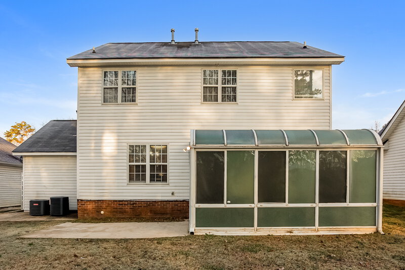 1,935/Mo, 4924 Rosena Dr Charlotte, NC 28227 Rear View