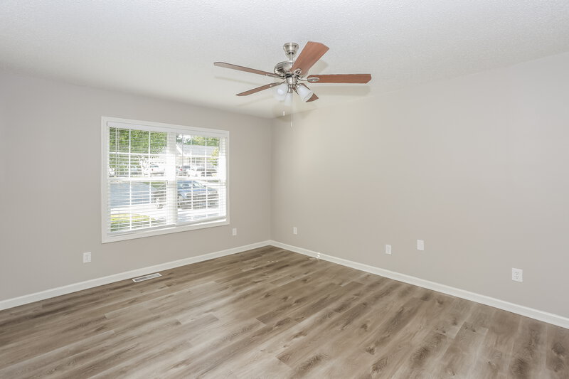 1,800/Mo, 610 Helms Dr Lowell, NC 28098 Misc View 5