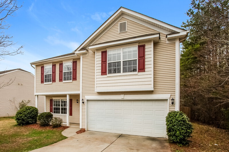 2,170/Mo, 1115 Keener Creek Rd Charlotte, NC 28216 Front View 2