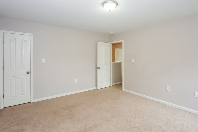 2,170/Mo, 1115 Keener Creek Rd Charlotte, NC 28216 Bedroom View 2