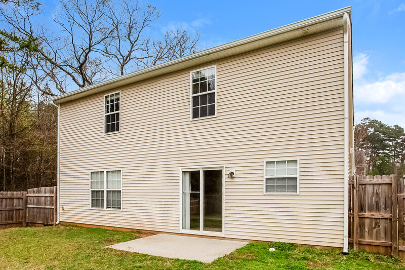 2,170/Mo, 1115 Keener Creek Rd Charlotte, NC 28216 Rear View