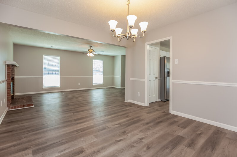 2,315/Mo, 2401 Katherine Kiker Rd Charlotte, NC 28213 Dining Room View