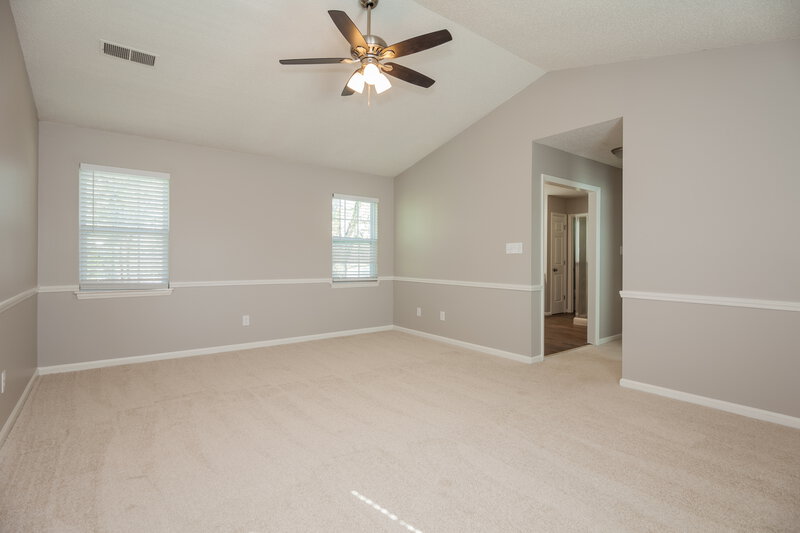 2,315/Mo, 2401 Katherine Kiker Rd Charlotte, NC 28213 Main Bedroom View