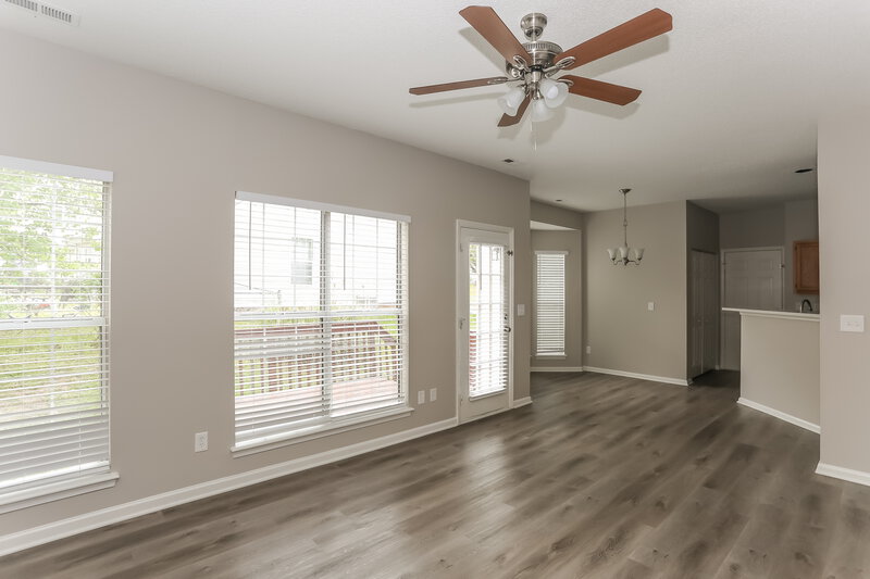 2,735/Mo, 219 Forest Pond Rd Kannapolis, NC 28083 Living Room View 2