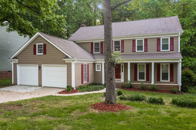 2,315/Mo, 7311 Glen Brook Ln Charlotte, NC 28269 Front View 2