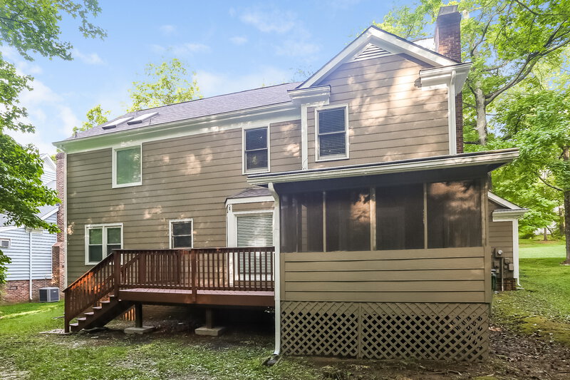 2,315/Mo, 7311 Glen Brook Ln Charlotte, NC 28269 Rear View 2