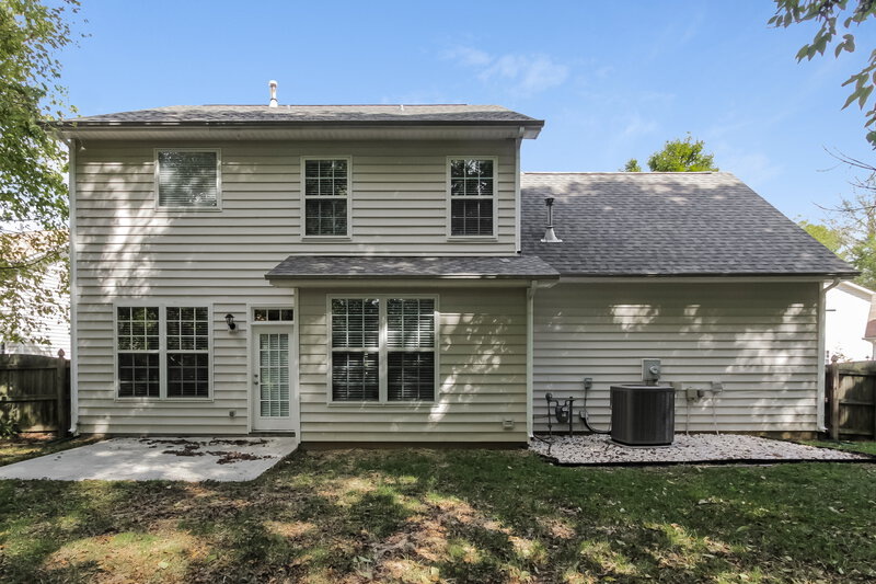 1,995/Mo, 12160 Old Willow Rd Charlotte, NC 28269 Rear View