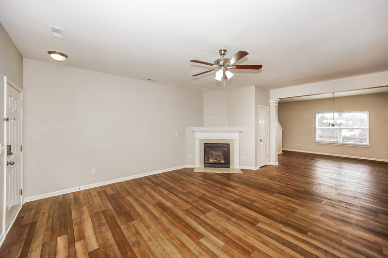 2,060/Mo, 255 Flanders Dr Mooresville, NC 28117 Living Room View