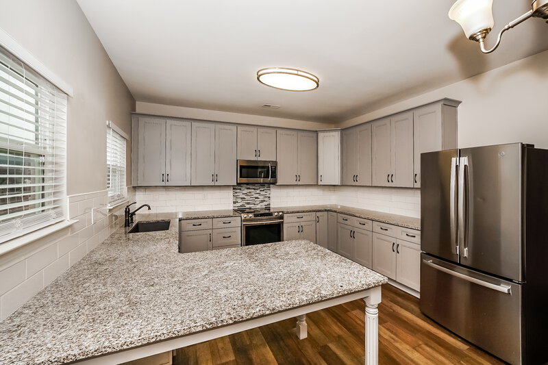2,060/Mo, 255 Flanders Dr Mooresville, NC 28117 Kitchen View