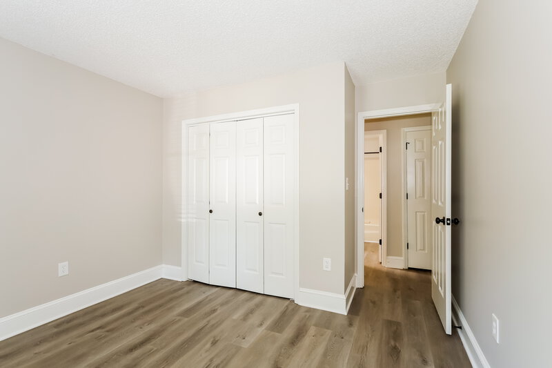 1,825/Mo, 5406 Branch St Charlotte, NC 28215 Bedroom View