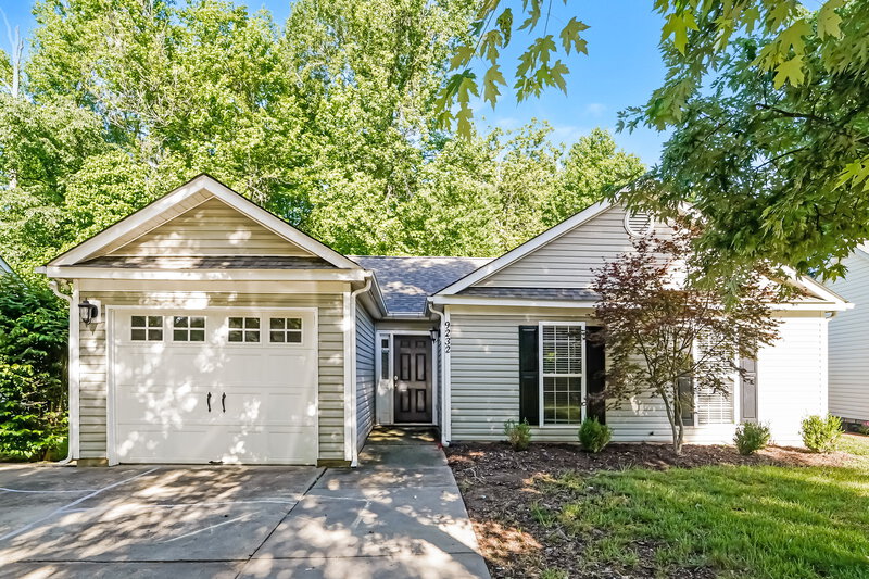 1,945/Mo, 9232 Kimmel Ln Charlotte, NC 28216 External View
