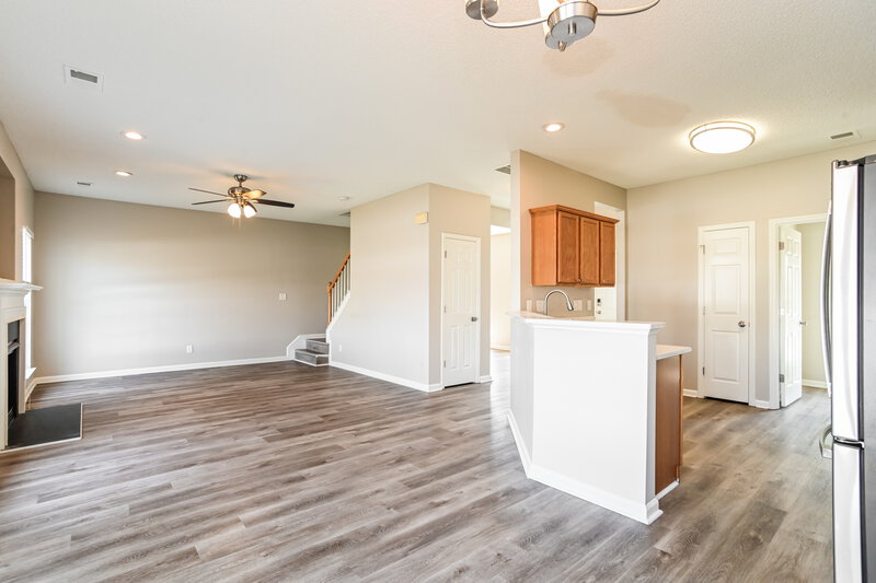 2,100/Mo, 226 Everett Park Dr Mooresville, NC 28115 Living Room View