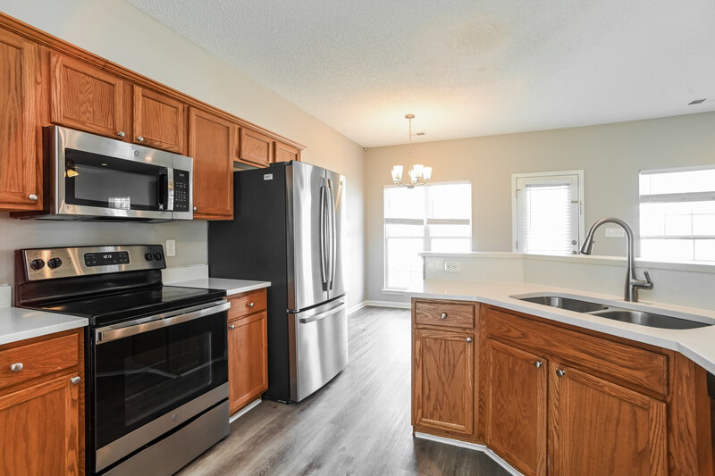 2,100/Mo, 226 Everett Park Dr Mooresville, NC 28115 Kitchen View