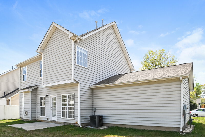 2,100/Mo, 226 Everett Park Dr Mooresville, NC 28115 Rear View