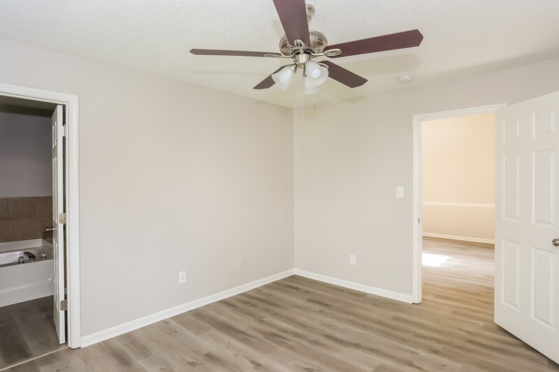 1,730/Mo, 4209 4 Winds Ct SW Concord, NC 28027 Main Bathroom View