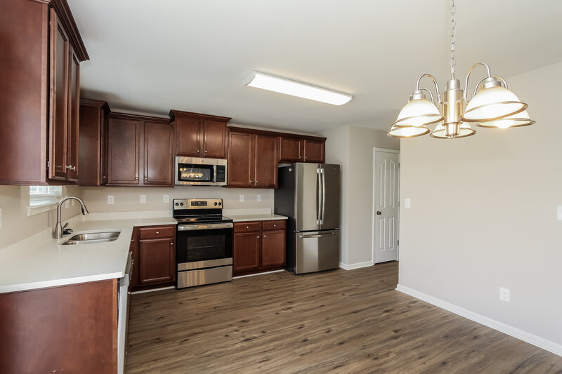 3,980/Mo, 9510 Pond Vista Court Charlotte, NC 28216 Kitchen View 2