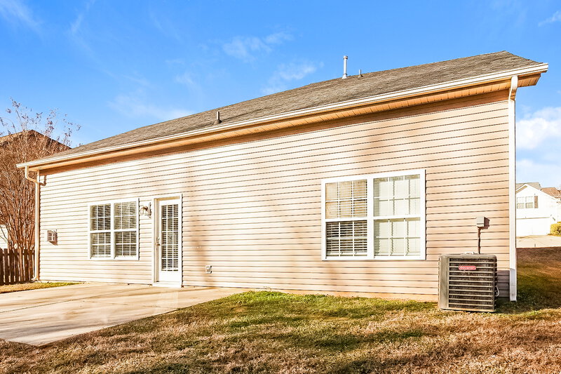 2,365/Mo, 1413 Moss Creek Dr Harrisburg, NC 28075 Rear View 3