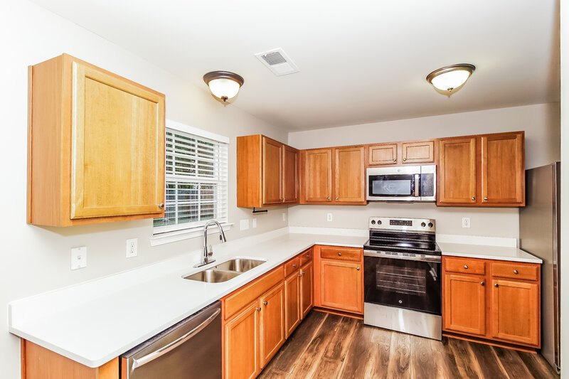 1,895/Mo, 4075 Clover Rd NW Concord, NC 28027 Kitchen View