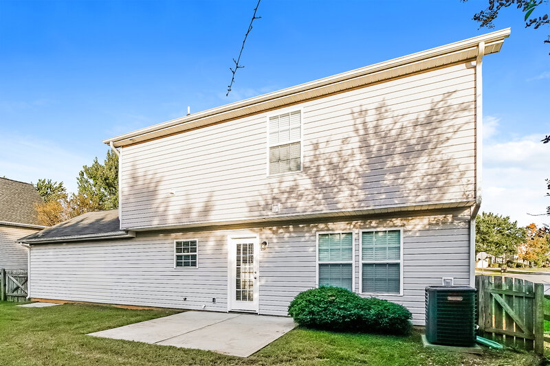 1,895/Mo, 4075 Clover Rd NW Concord, NC 28027 Rear View