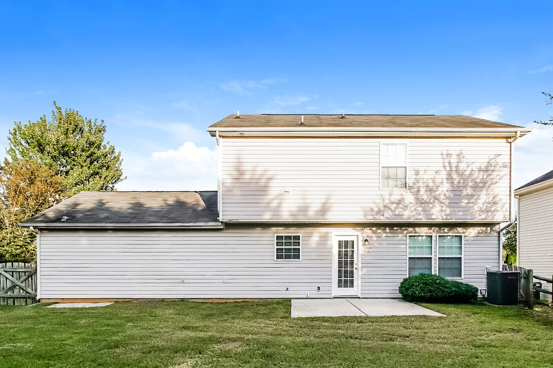 1,895/Mo, 4075 Clover Rd NW Concord, NC 28027 Rear View 2