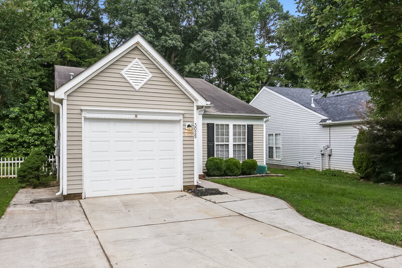 1,800/Mo, 3025 Salmon River Dr Monroe, NC 28110 Front View