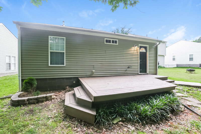 1,800/Mo, 3025 Salmon River Dr Monroe, NC 28110 Rear View