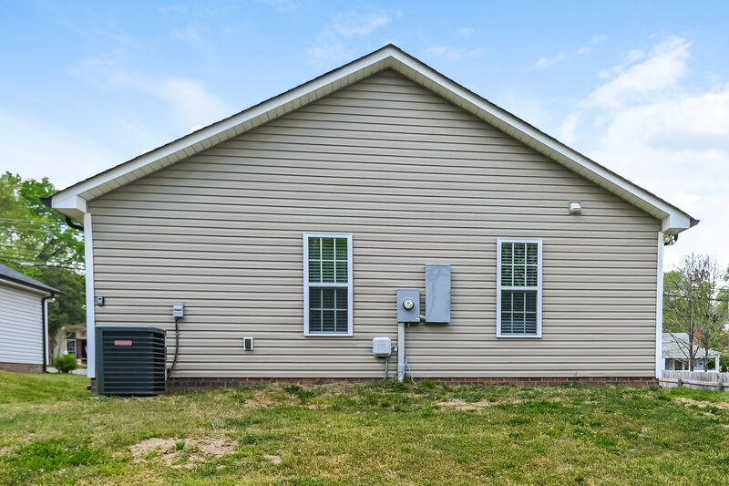 1,775/Mo, 240 Cabarrus Ave E Concord, NC 28025 Rear View
